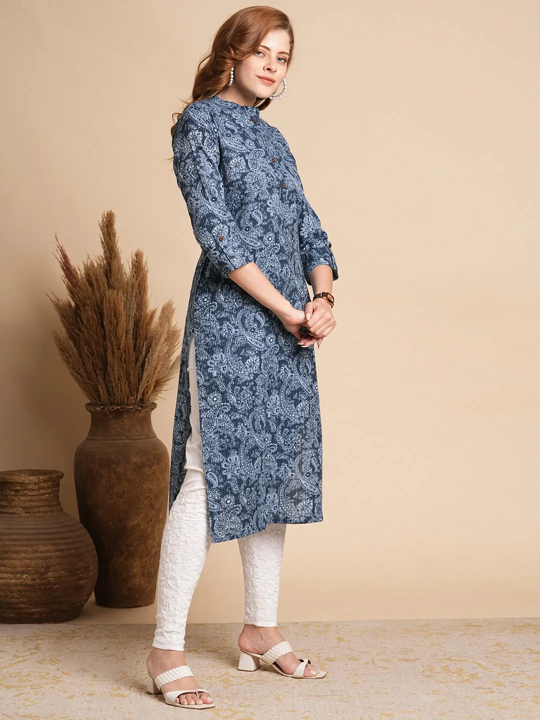 Ethnic Floral Printed Straight Fit Kurta - Blue