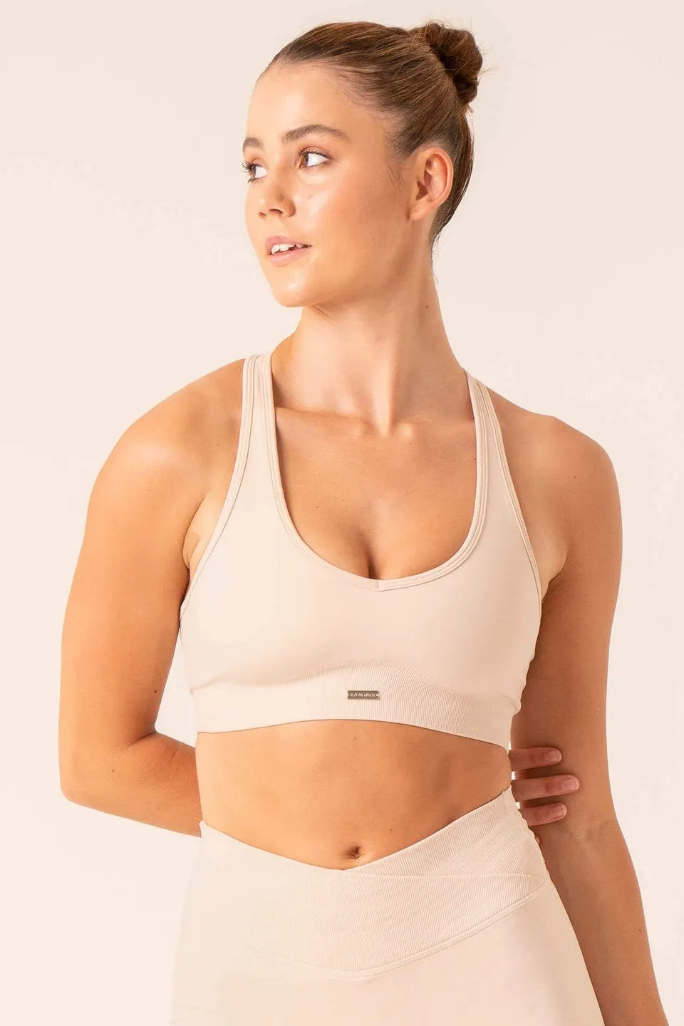 Focus Seamless Sports Bra | Chalk Marl