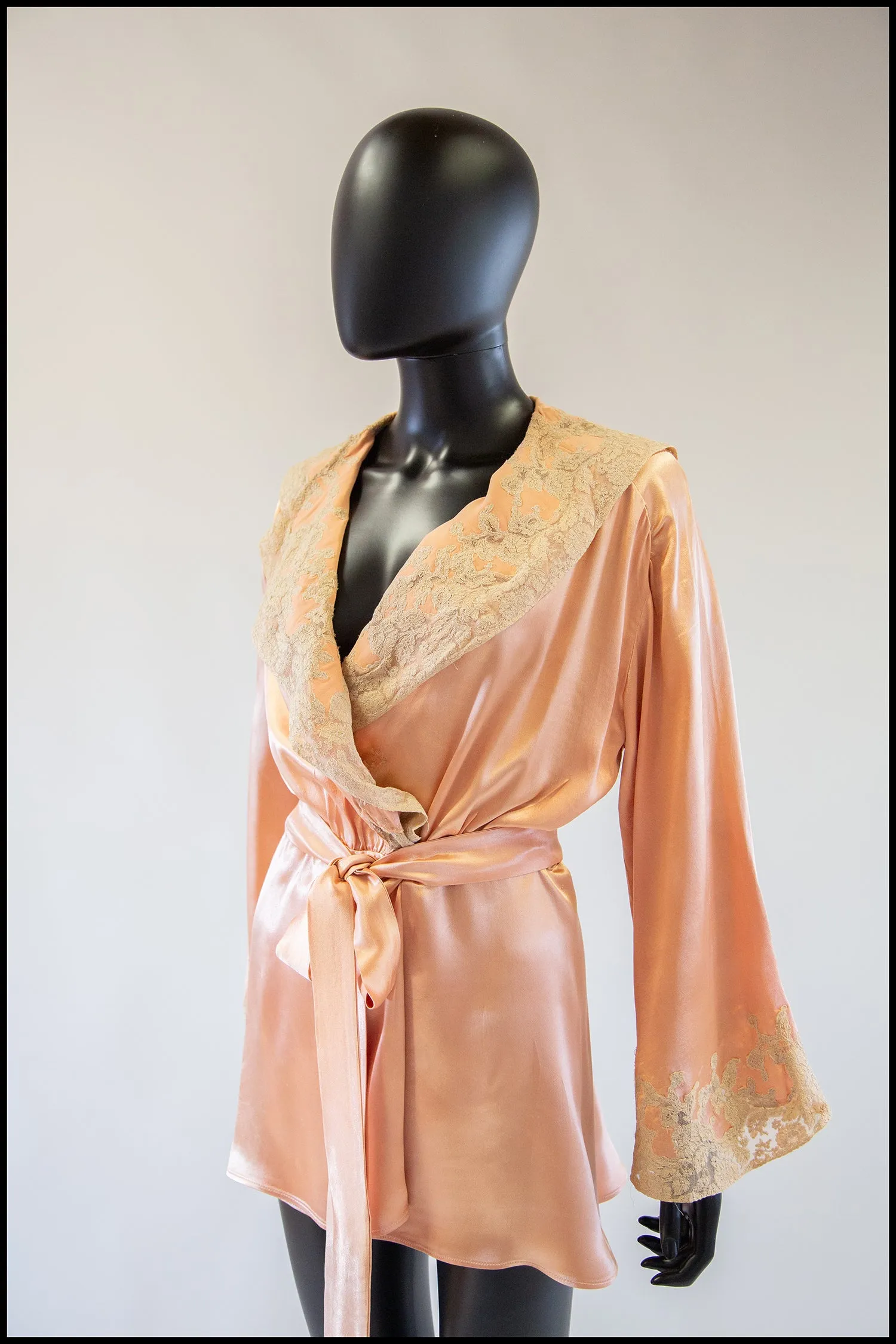 RESERVED Vintage 1940s Peach Satin Robe Jacket